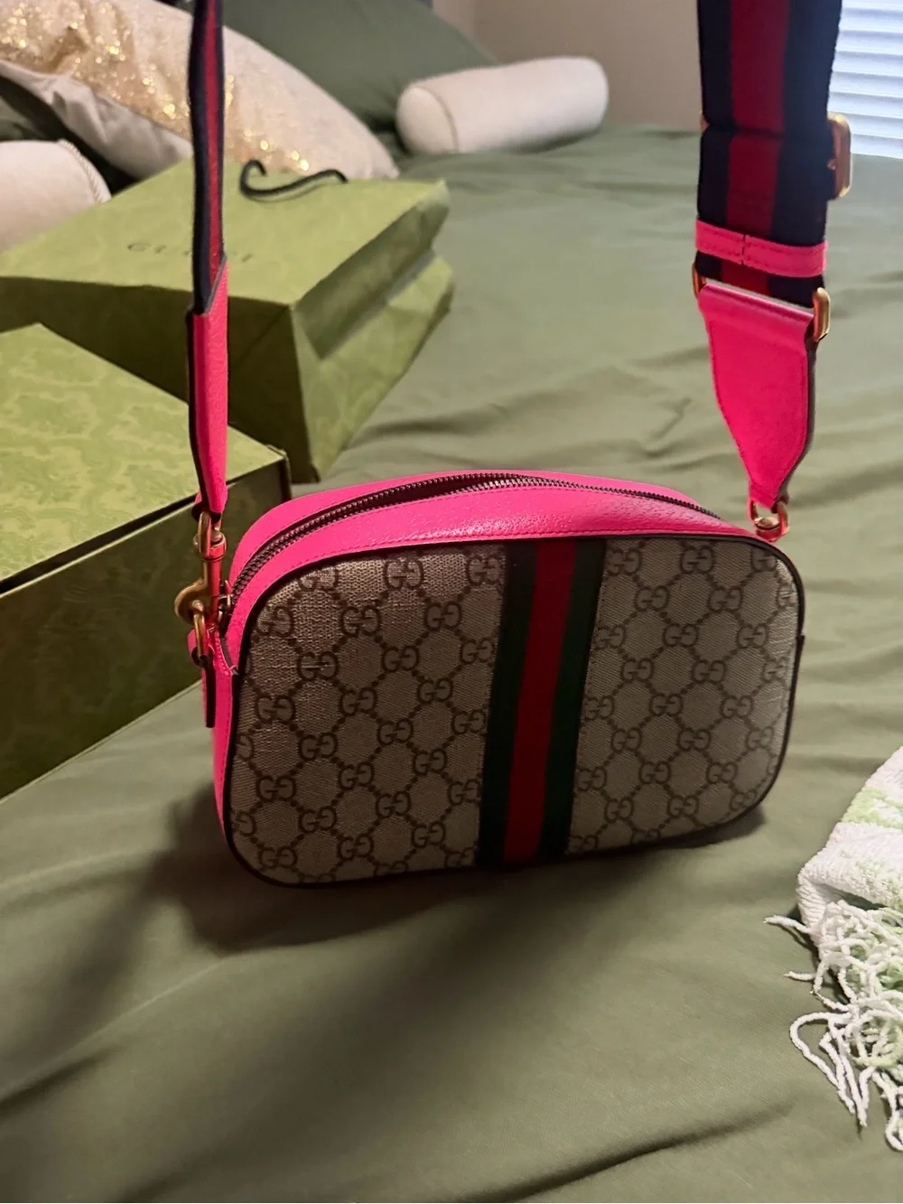 Authentic Gucci Beige GG Small Ophidia Crossbody with Pink Trim